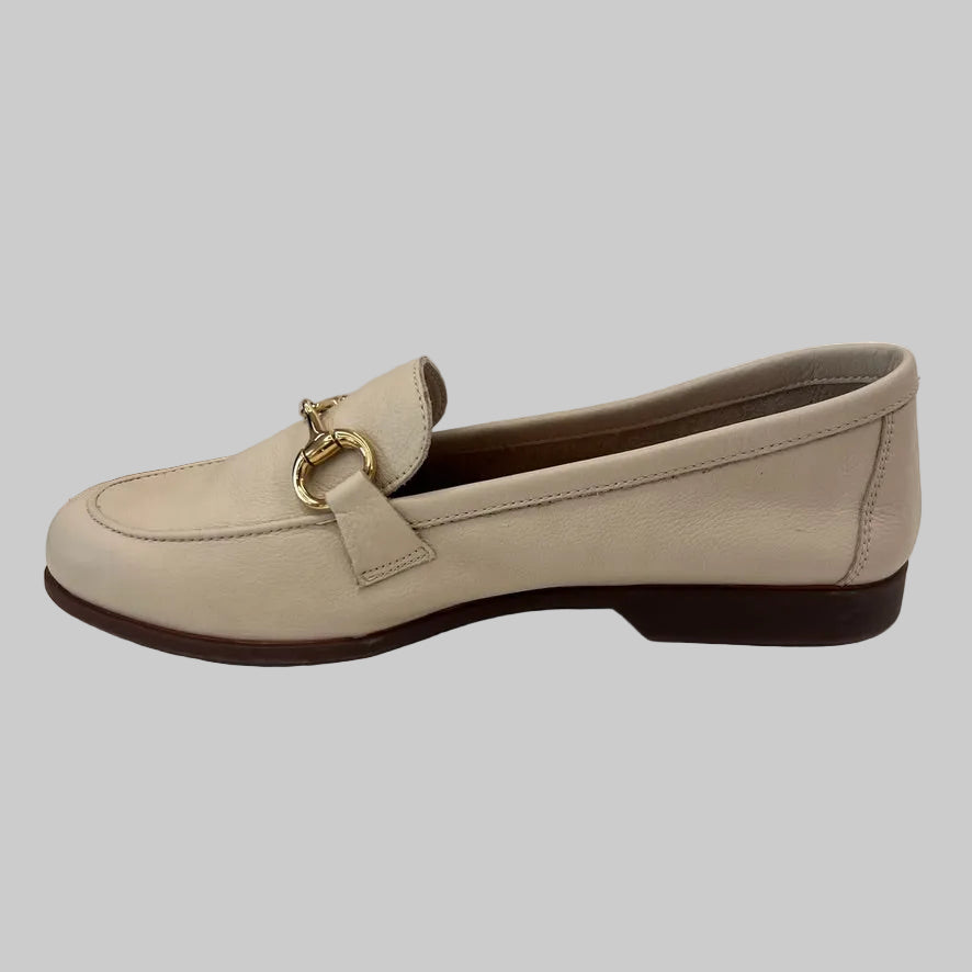 POLLINI Mocassini in nappa panna con morsetto dorato