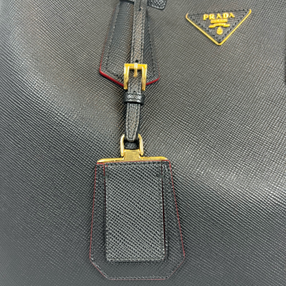 PRADA Borsa borsa in pelle soffiano nera