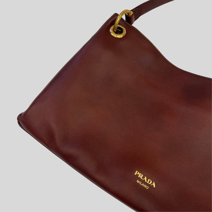 PRADA Borsa in pelle color burgundi 2