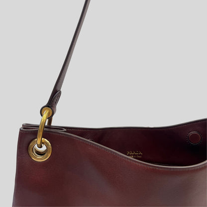PRADA Borsa in pelle color burgundi 3