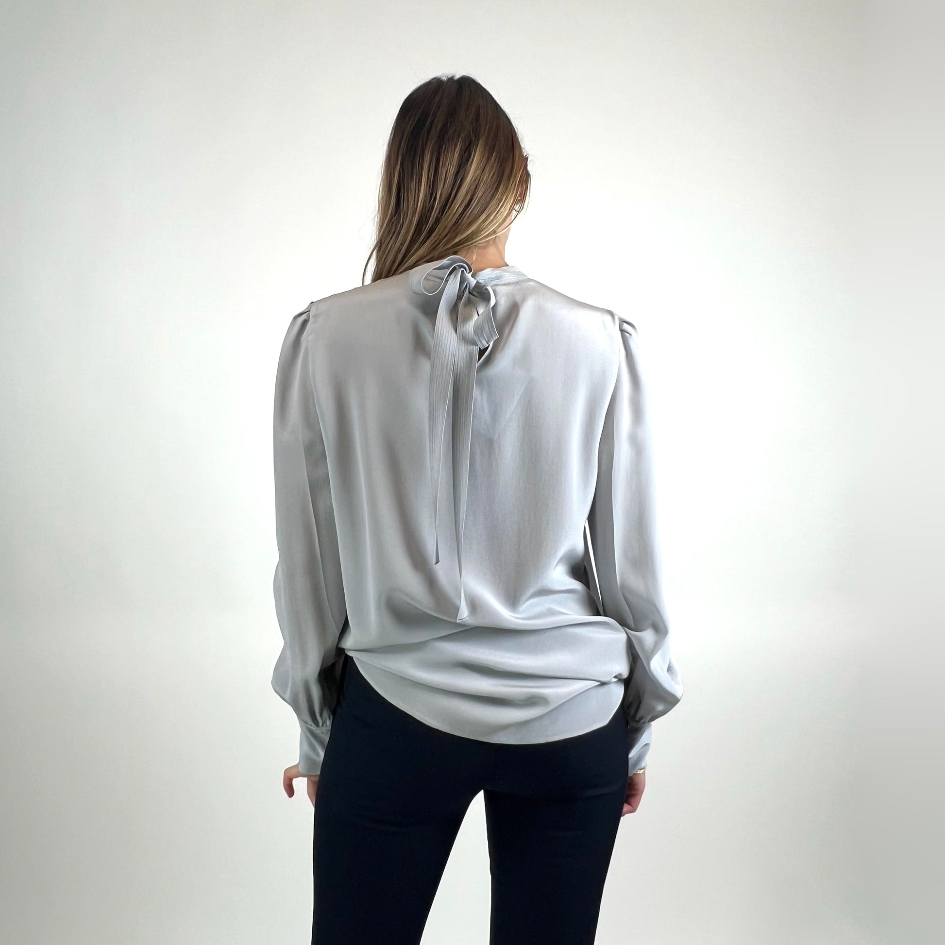 PRADA Camicia in seta azzurro polvere 