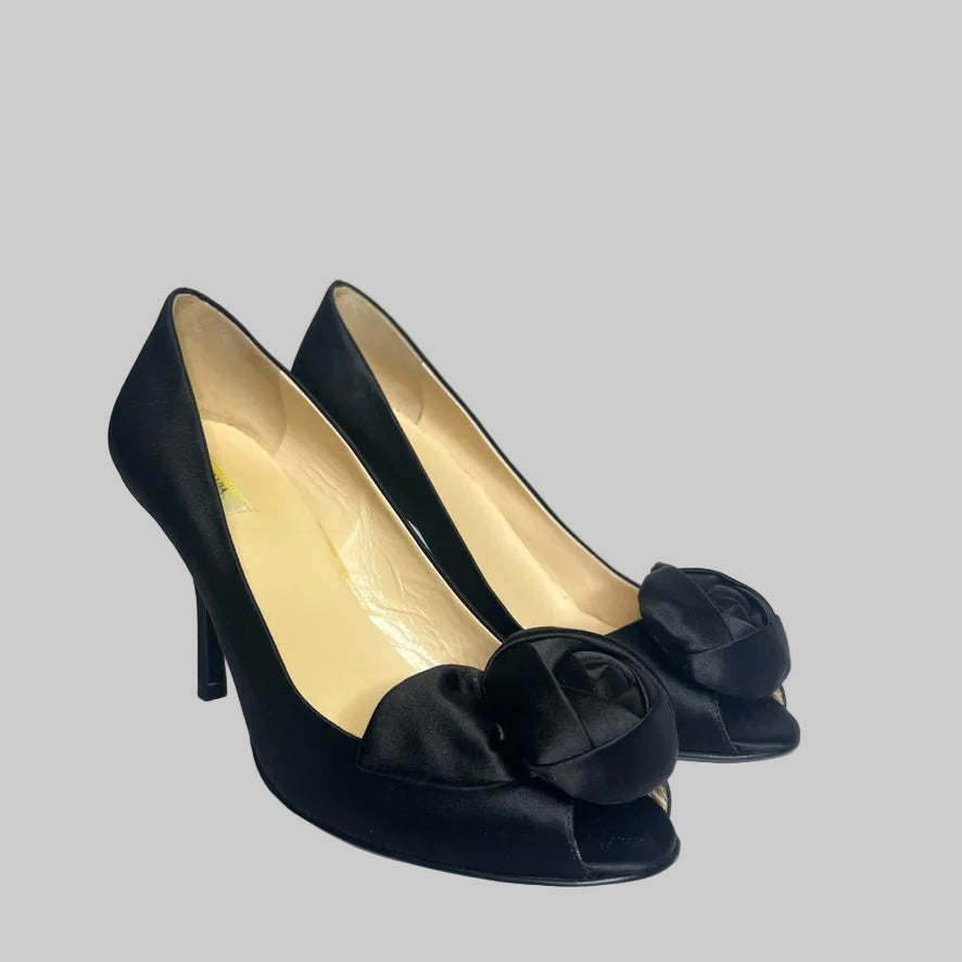 PRADA Scarpe in raso nero con fiore applicato