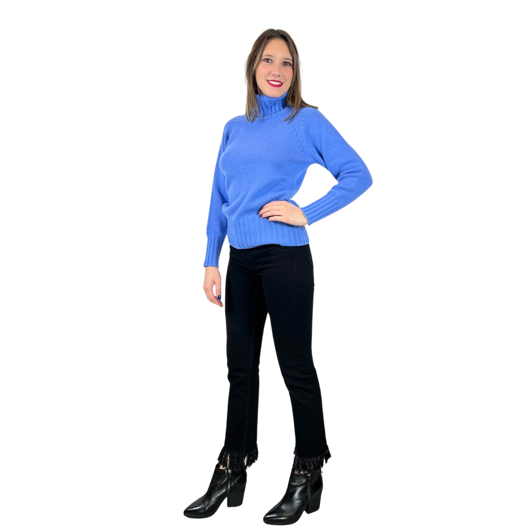 Pull bluette