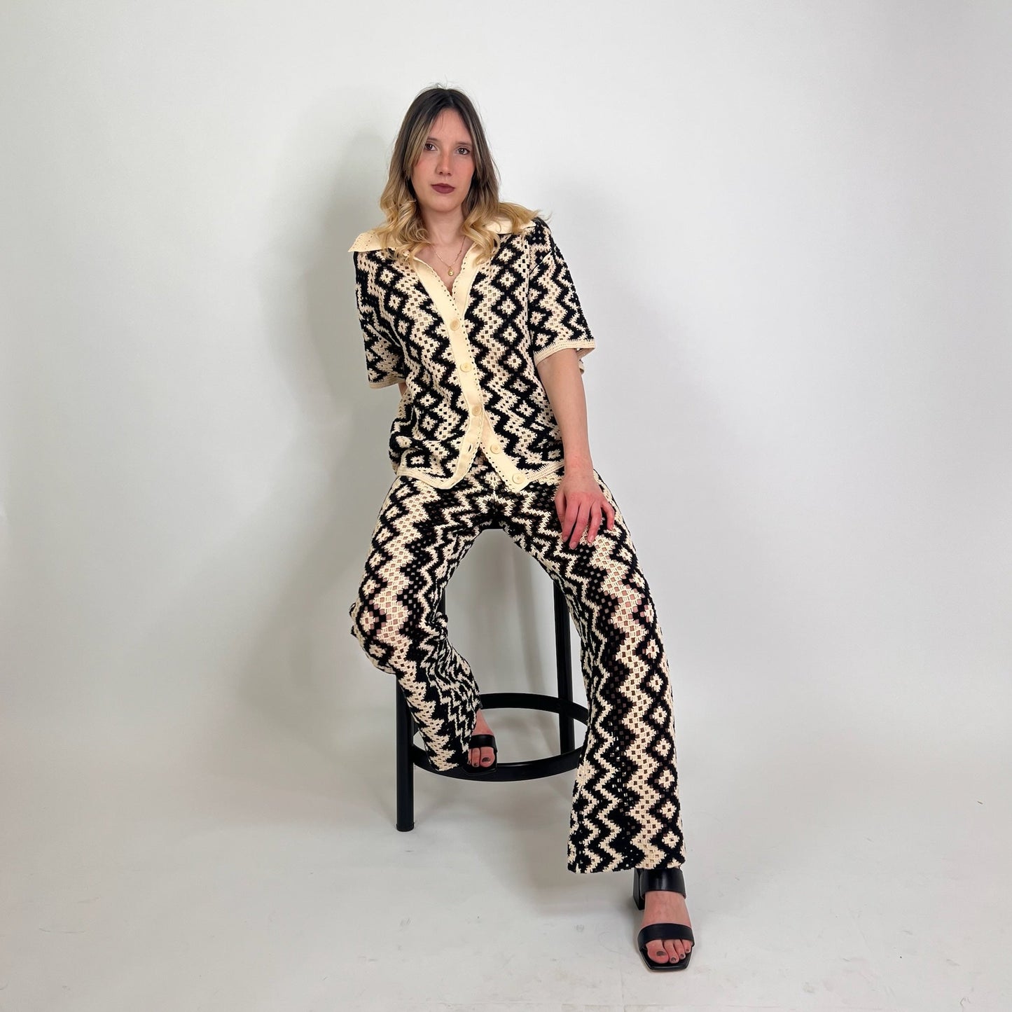 SANDRO Completo tricot nero e beige