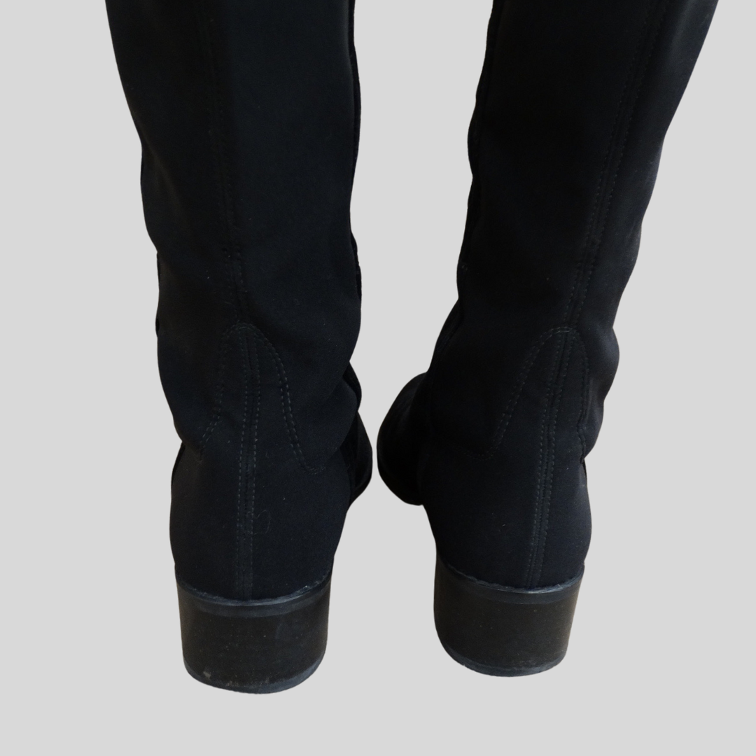 STUART WEITZMAN Stivale gambale alto scamosciato