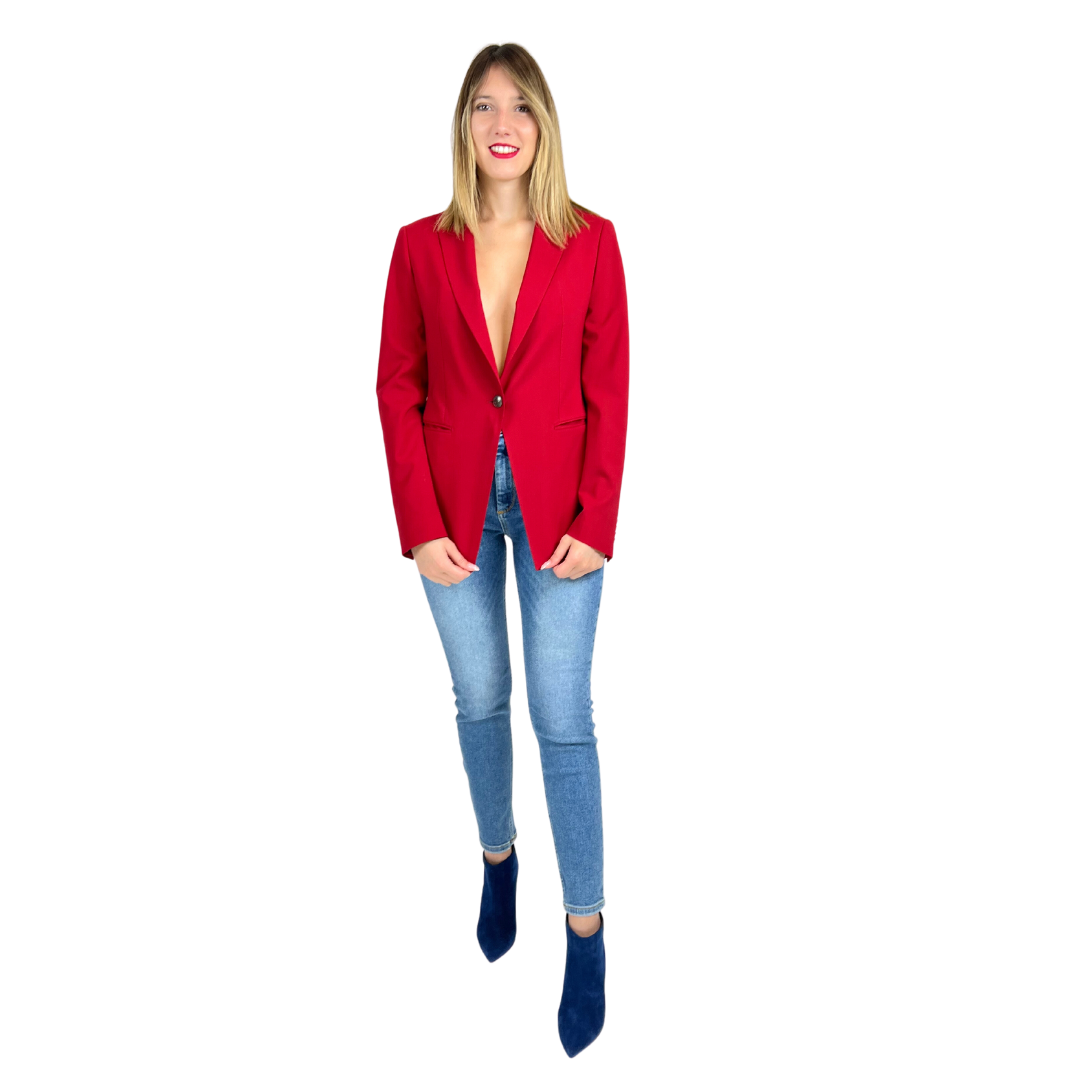 Giacca blazer rossa con chiusura a un bottone metallico modello classico in viscosa. 