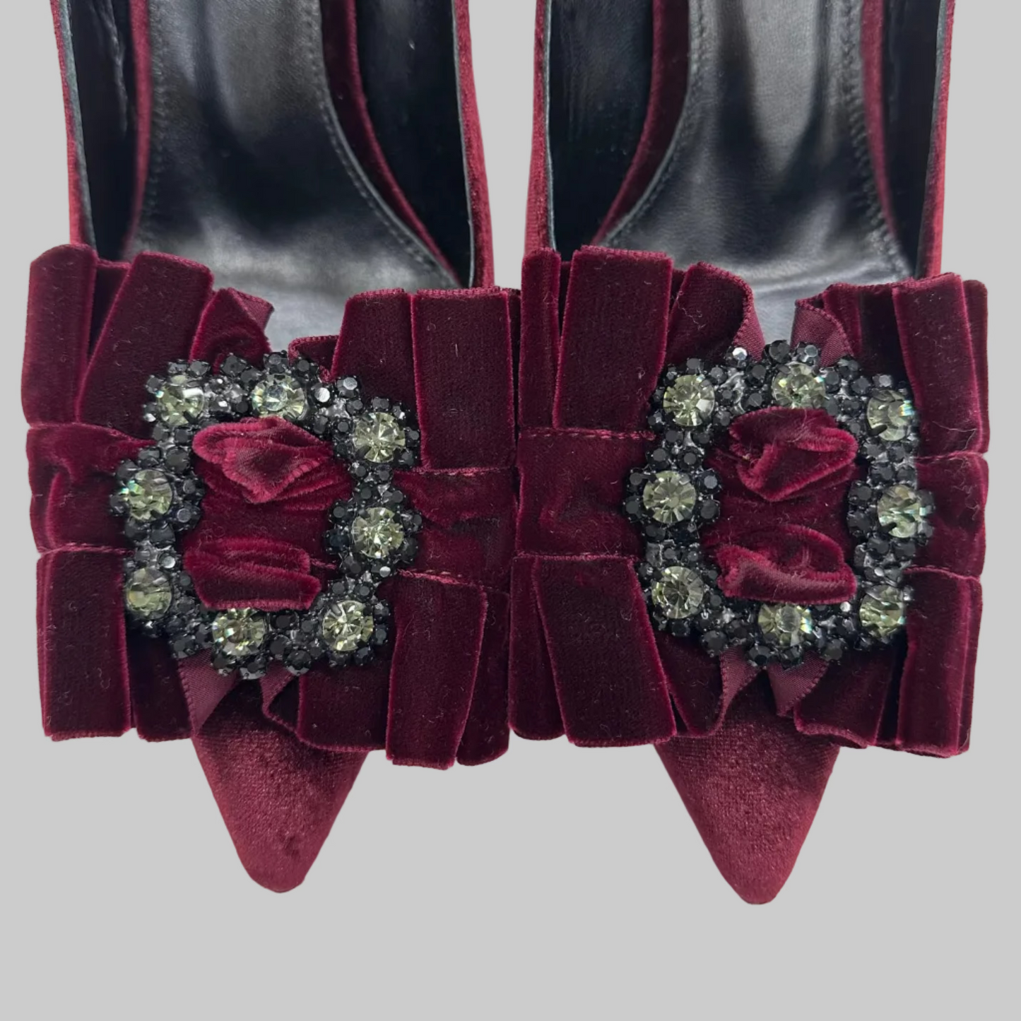 TIPE E TACCHI Scarpa décolleté velluto rosso burgundi con fiocco e pietre