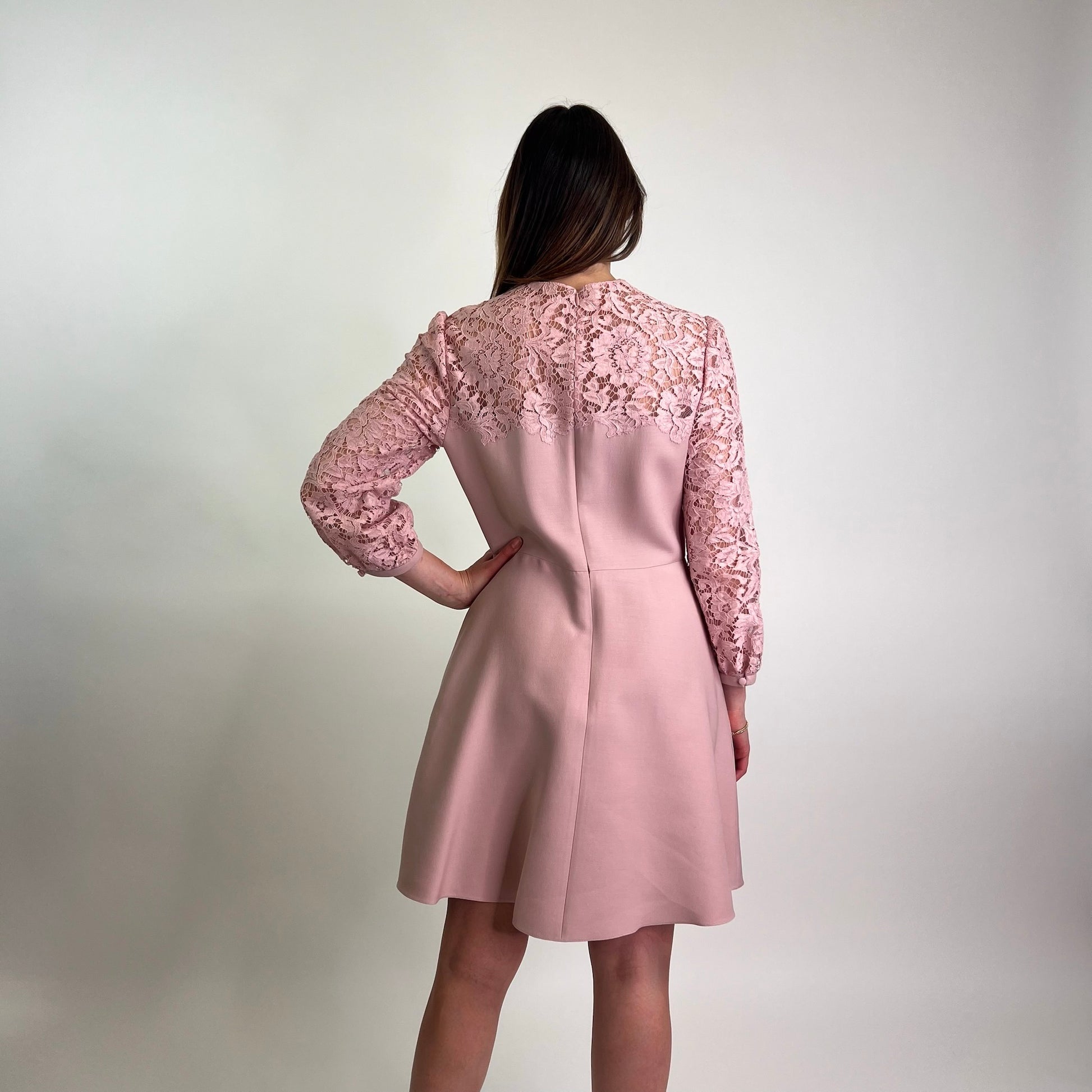 VALENTINO Abito rosa pallido con inserti in pizzo