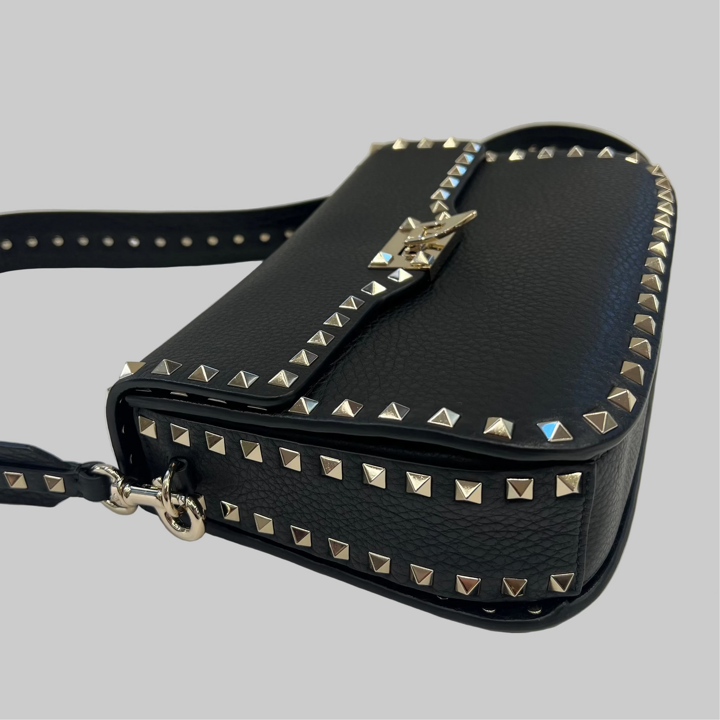 VALENTINO Borsa pelle nera "Rockstud Guitar Rolling"