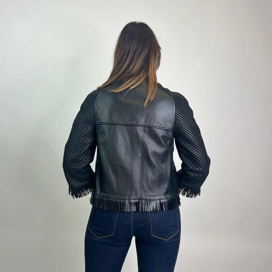 VERSACE COLLECTION Giacca in pelle nera intrecciata con frange