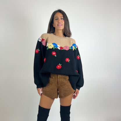 VIVETTA Maglione beige e nero con fiori ricamati