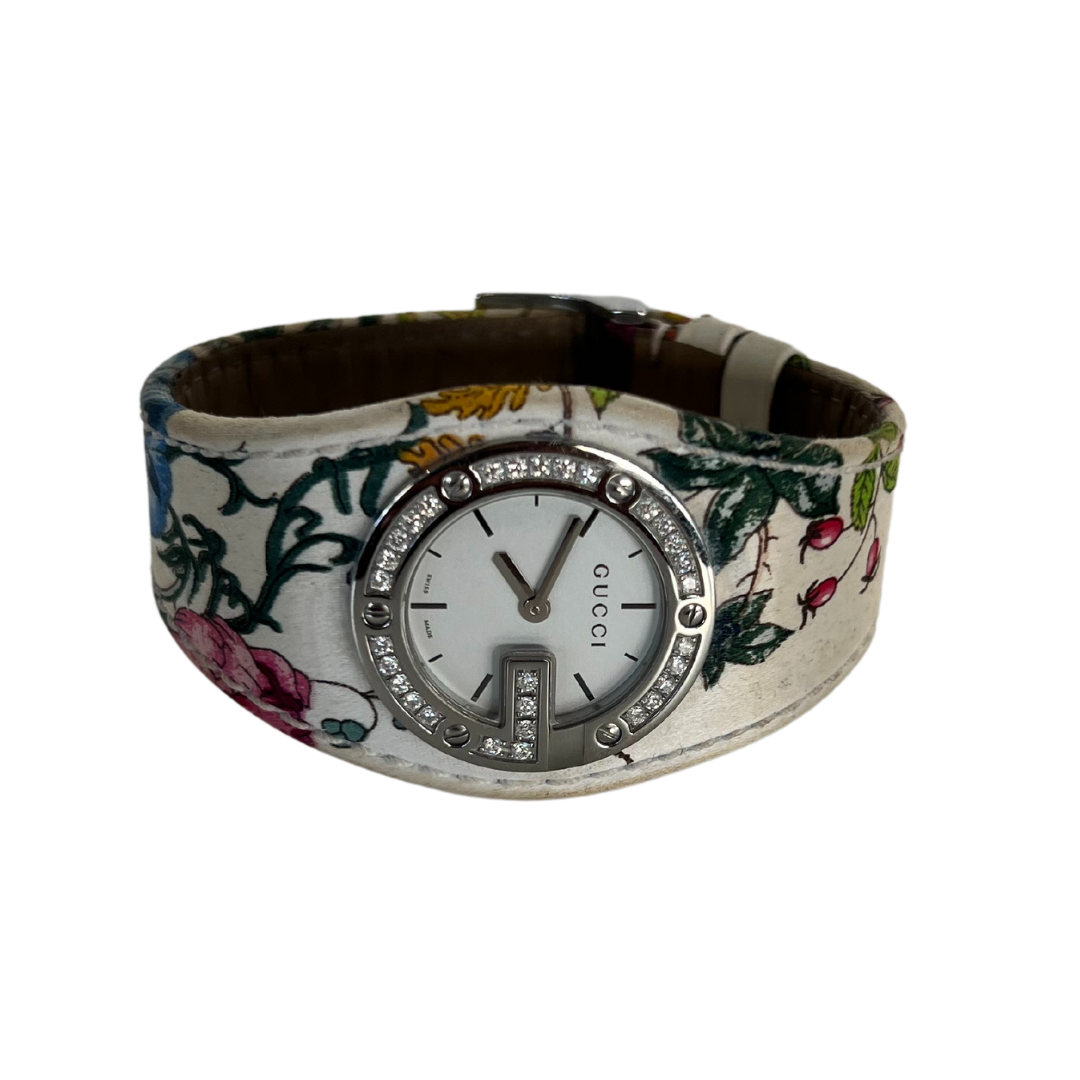 Orologio gucci con diamanti hot sale
