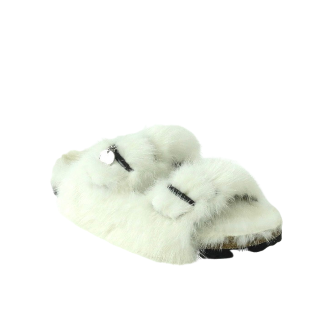    Scarpe Musquè create su modello Birkenstock, due fasce in visone bianco con base in visone bianco.  Possibilità di averle personalizzate in taglia, pelo e colore.      