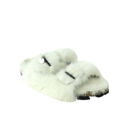    Scarpe Musquè create su modello Birkenstock, due fasce in visone bianco con base in visone bianco.  Possibilità di averle personalizzate in taglia, pelo e colore.      