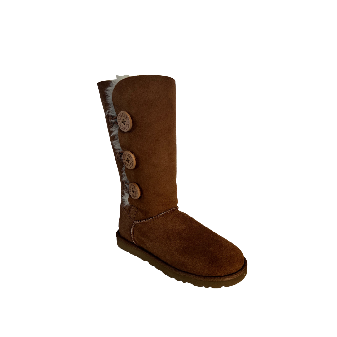 Scarpe stivali gambale alto con apertura 3 bottoni in montone chestnut, interno in lana.  "Bailey Button Triplet"